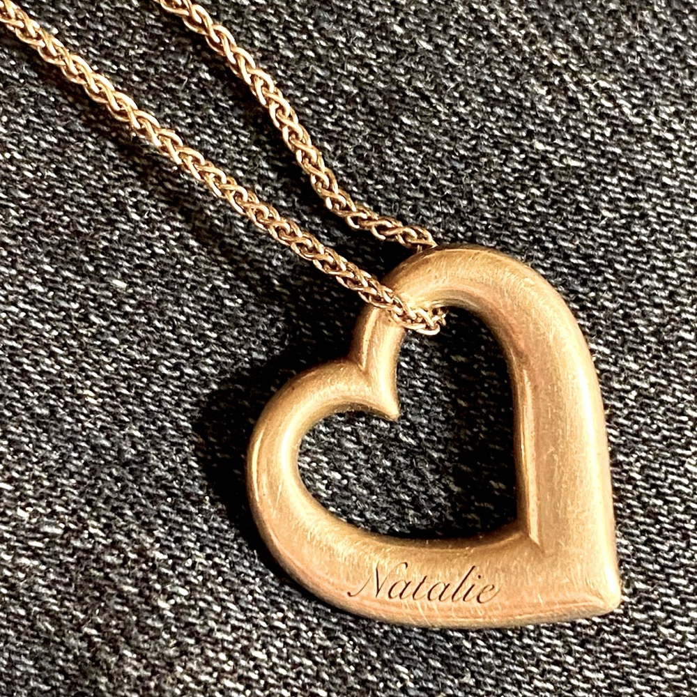 Used James Avery Sterling Engraved Heart Pendant On 1… Gem